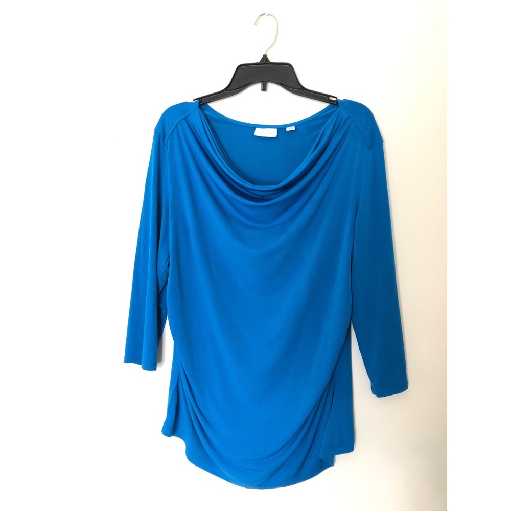 Blue top